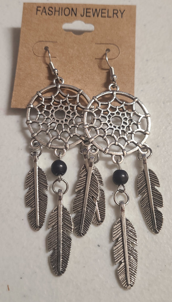 dream catcher earring with black stone