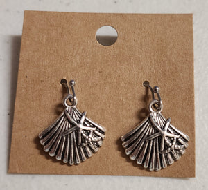 seashell and starfish earring