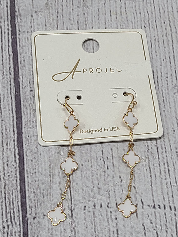 clover white gold dangle earrings
