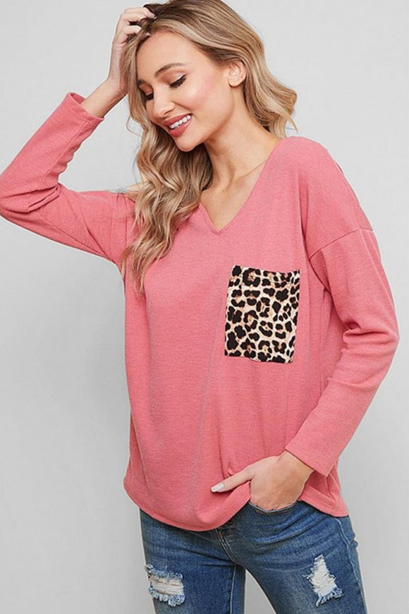 long-sleeve v neck with leopard pocket- pink