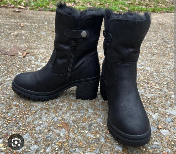 Very G black “North Park” boots