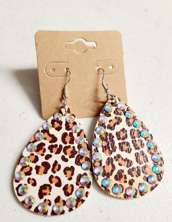 cheetah earring 3
