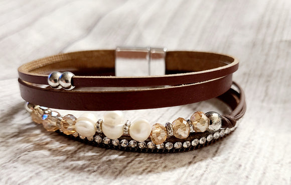 pearl magnetic bracelet