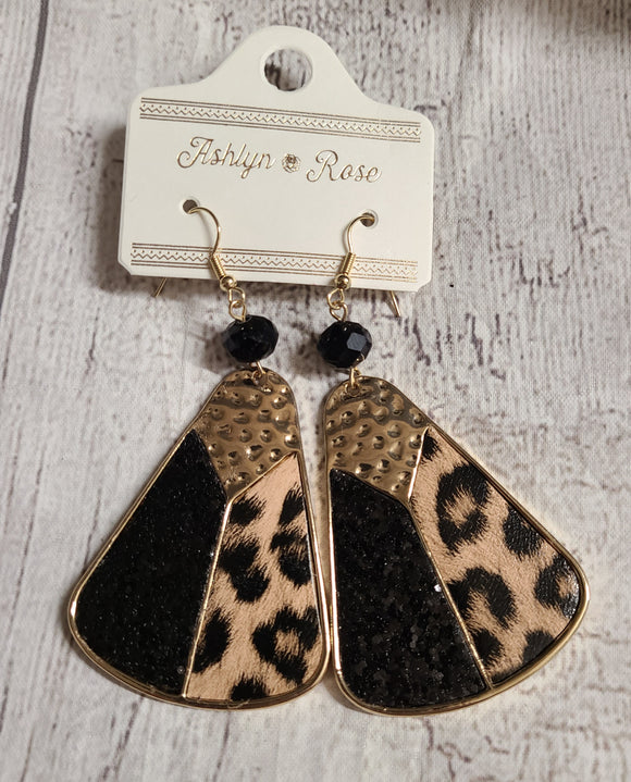 cheetah and black sparkle earring