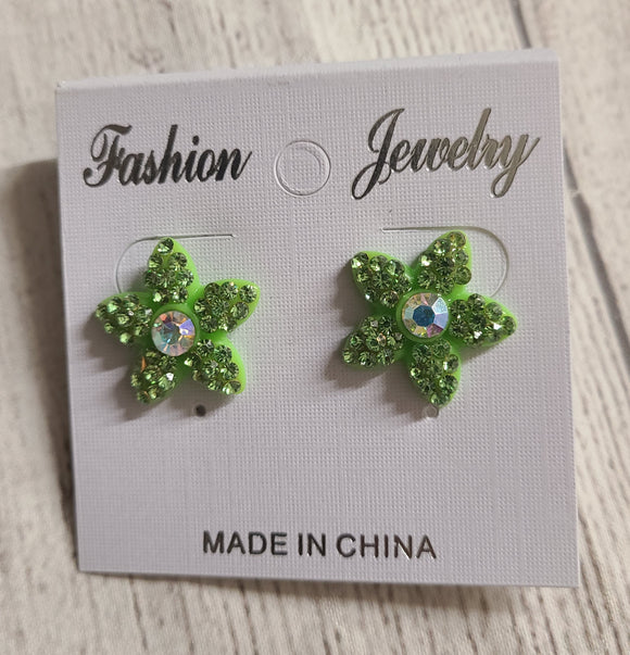 green rhinestone star earring