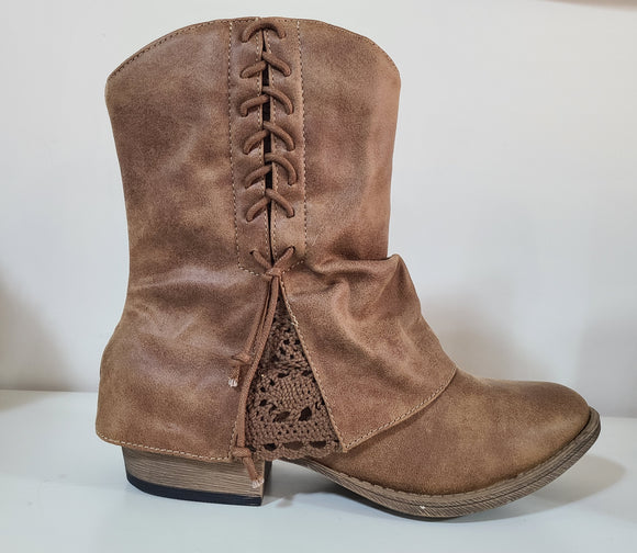 Very G Sassy boots- (tan/brown)